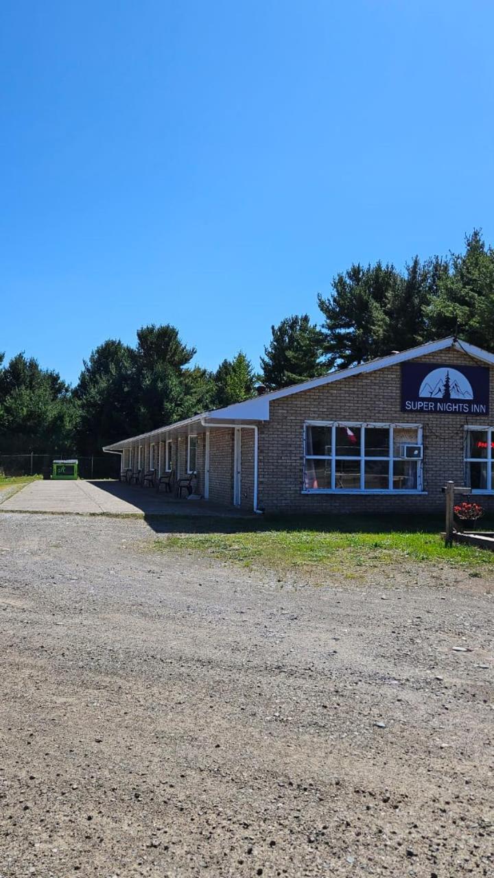 Super Nights Inn Sault-Sainte-Marie Extérieur photo